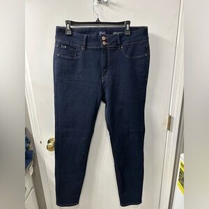 Curve Appeal High Rise Skinny Size 14